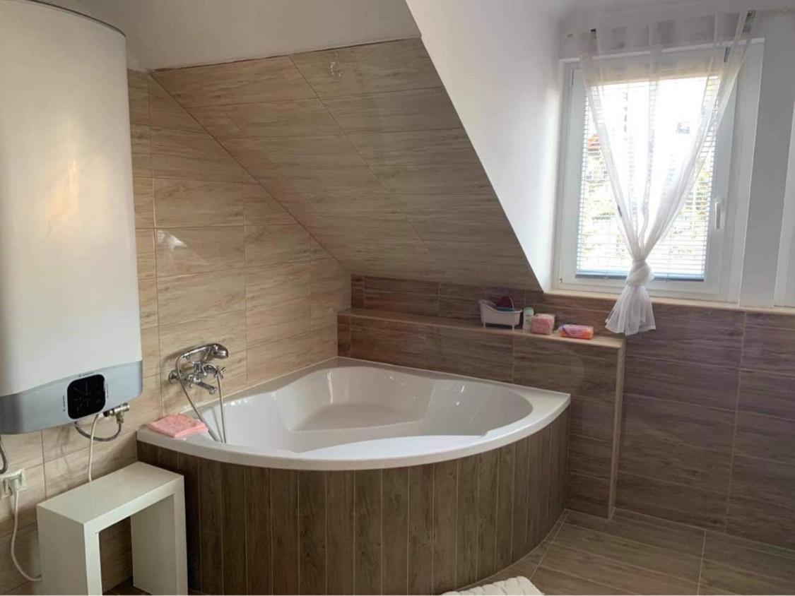 Charming Apartment Fot ภายนอก รูปภาพ